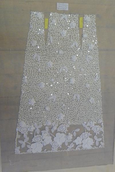 Chanel : broderie jupe- détail