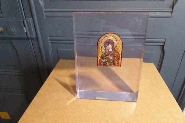 Icon, gold embrodery, resin inclusion, virgin, child .