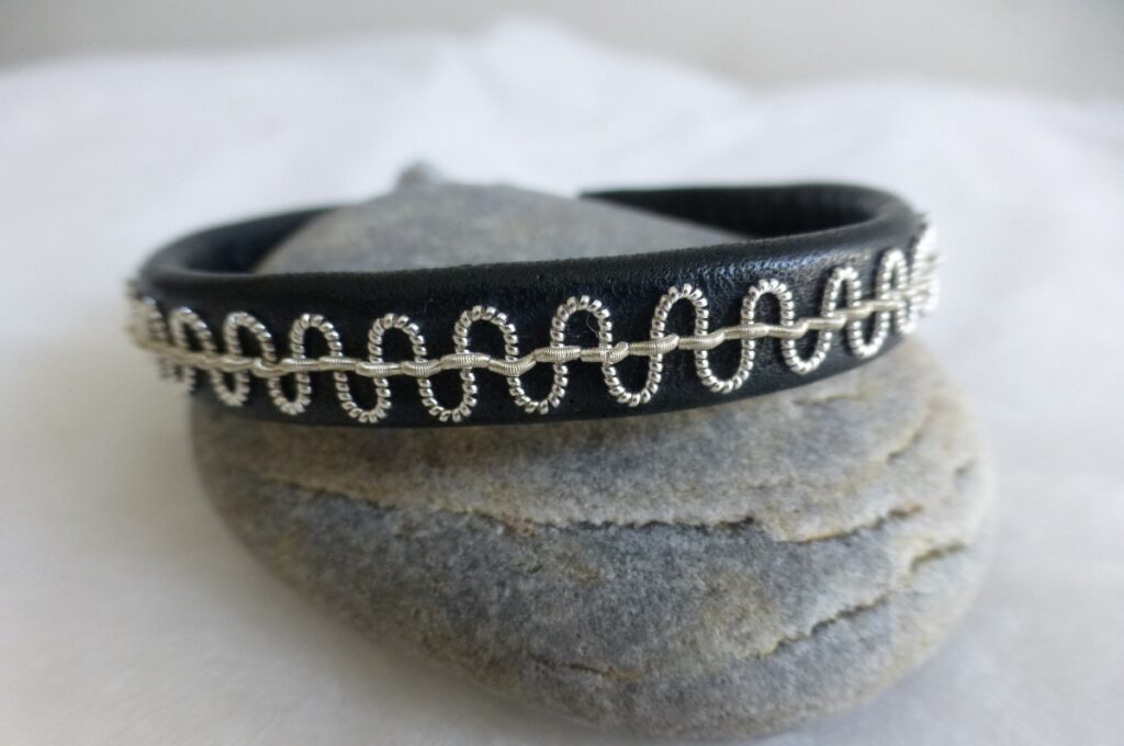 Bracelet "Cannetille ondulée sur jaseron" version argent
