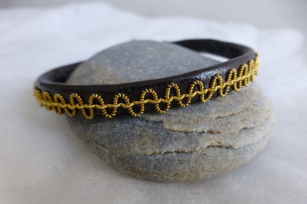 Bracelet "Cannetille ondulée sur jaseron" version or