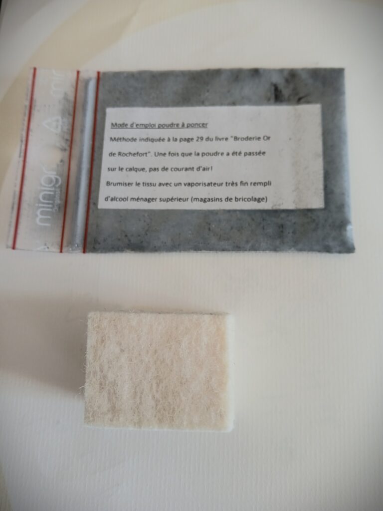 Poudre à poncer (5 gr) et sa poncette