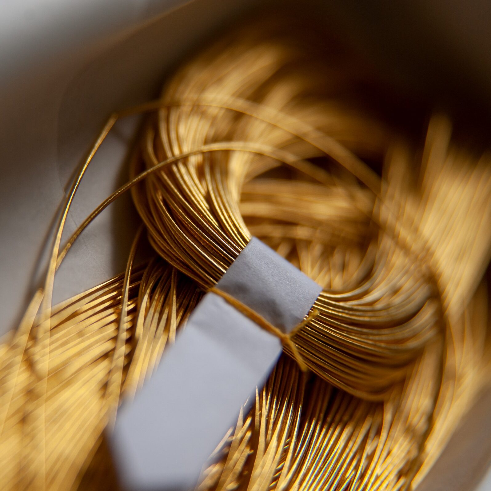 cannetille destiné à la broderie au fil d'or