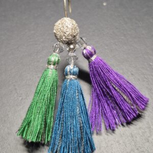 Luxueux pendants d'oreille "Pompons"